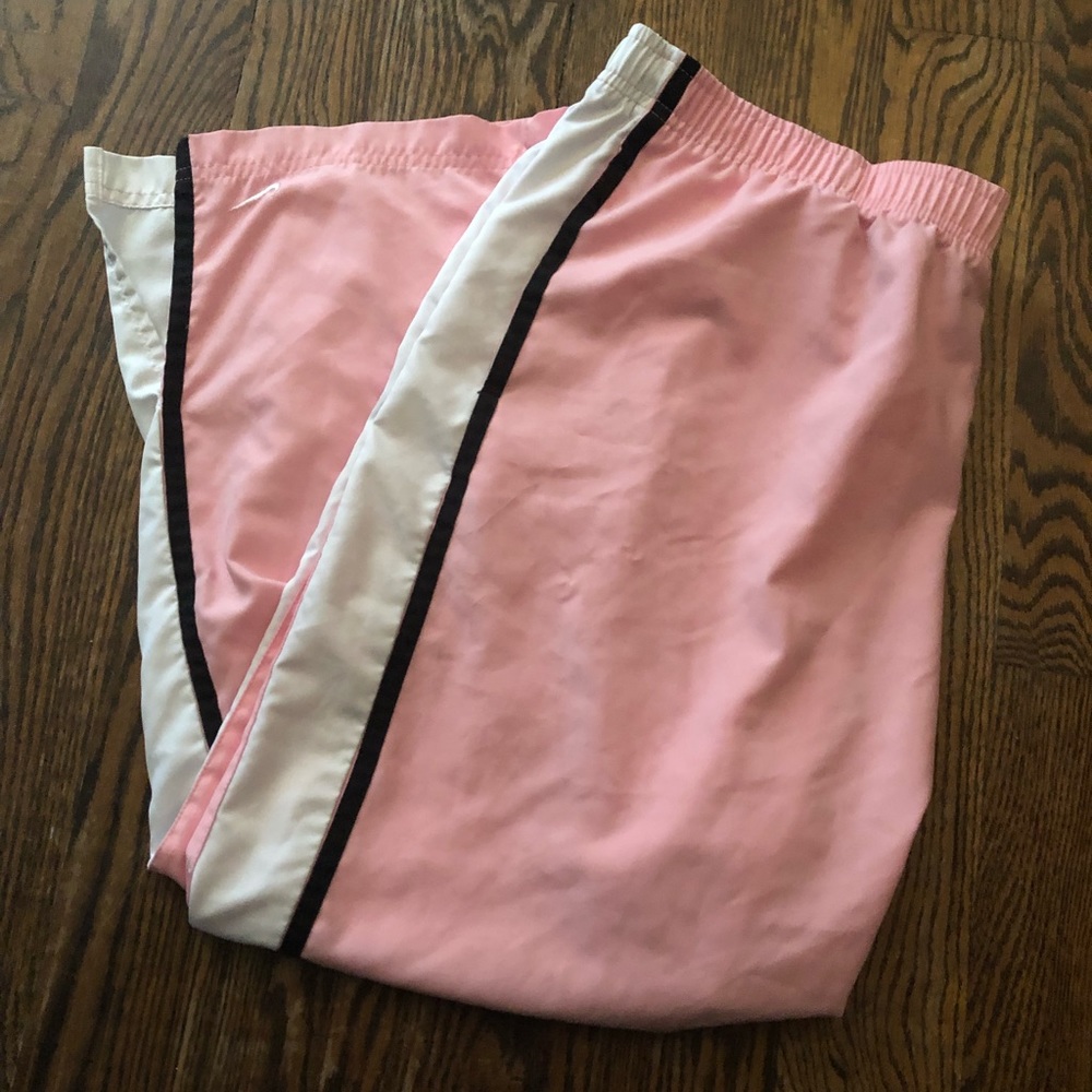 Woman’s Nike Capris pants. Size XL
